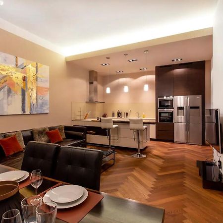 Address Deluxe Downtown Διαμέρισμα Λιουμπλιάνα Εξωτερικό φωτογραφία