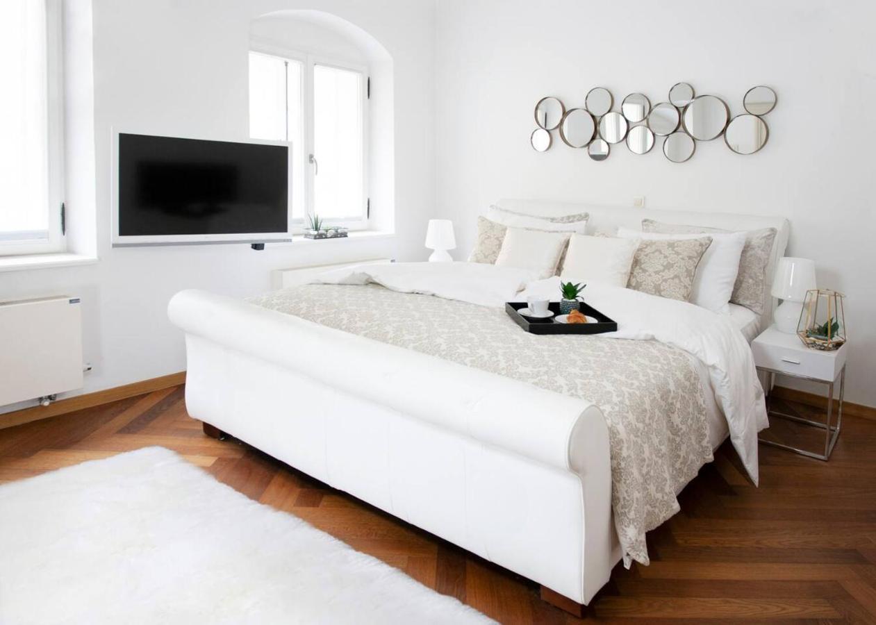 Address Deluxe Downtown Διαμέρισμα Λιουμπλιάνα Εξωτερικό φωτογραφία
