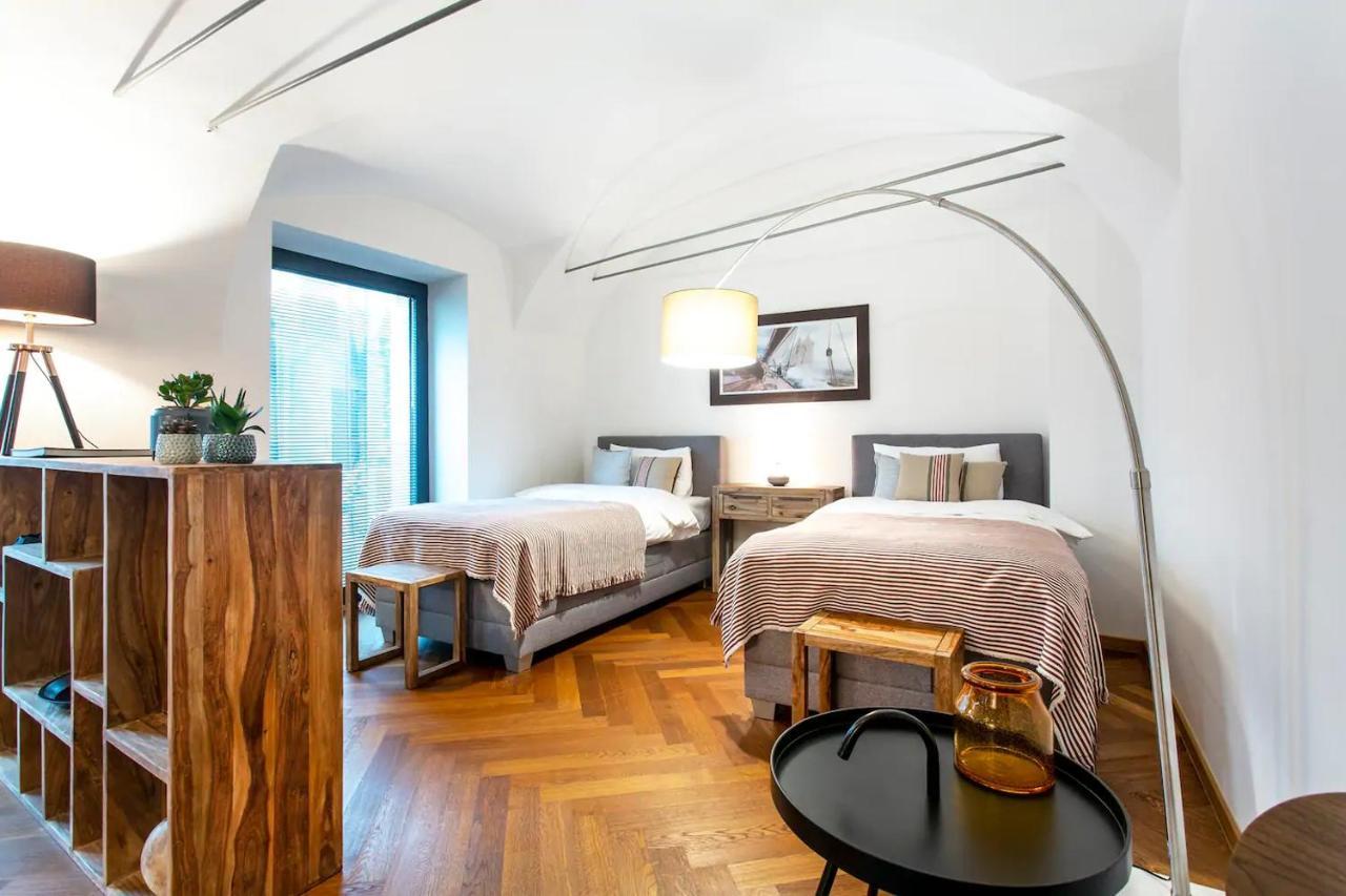 Address Deluxe Downtown Διαμέρισμα Λιουμπλιάνα Εξωτερικό φωτογραφία